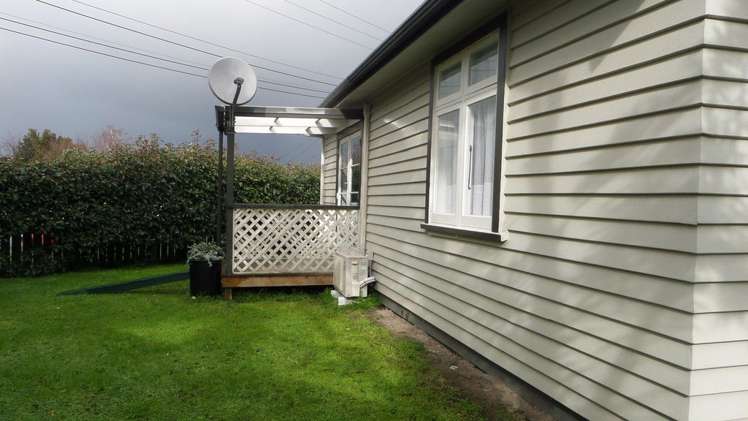 6 Bethune Street Featherston_16