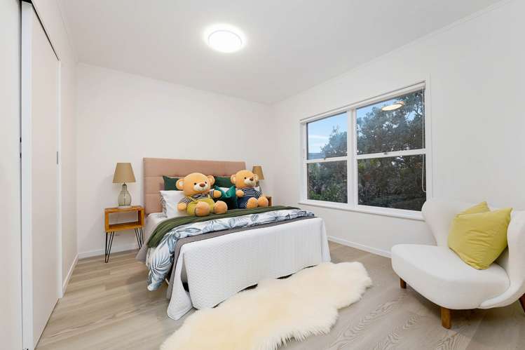 1/55 Ayton Drive Totara Vale_16