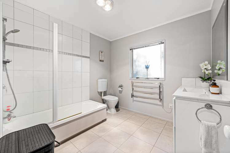 129b Parrs Cross Road Glen Eden_20