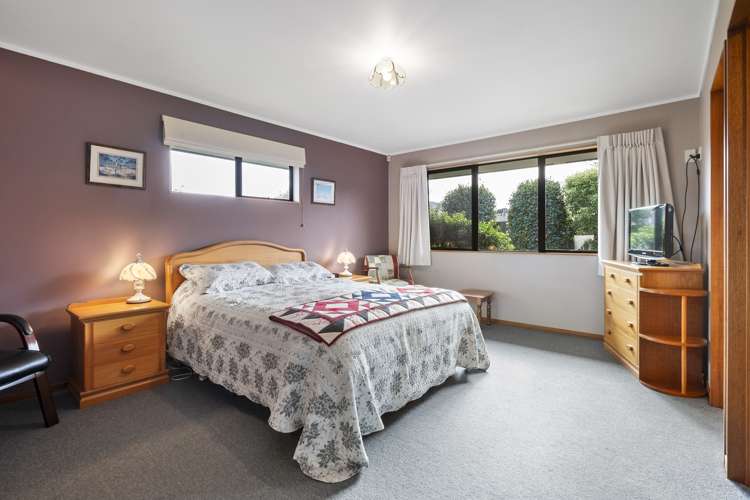 92 Amberley Avenue Highbury_10