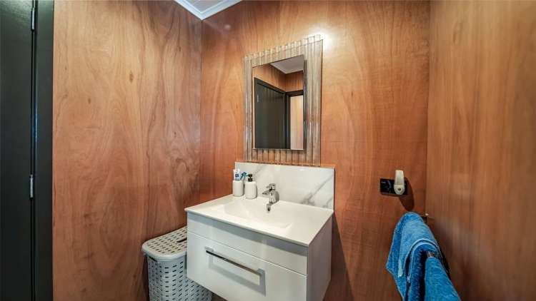 Tahakopa Valley Road Catlins Surrounds_21