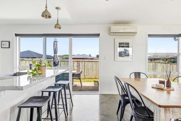 9 Simon Street Tawhero_7