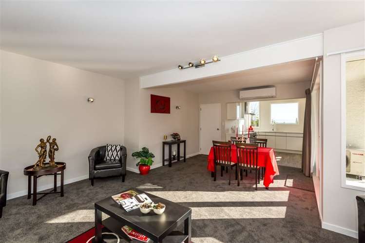 142/42f Valley Road Cashmere_6