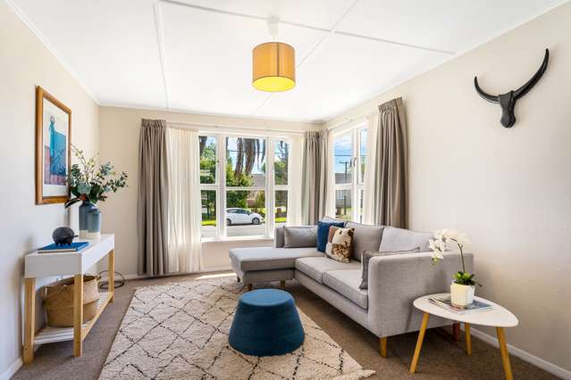 200 Waddington Drive Naenae_1