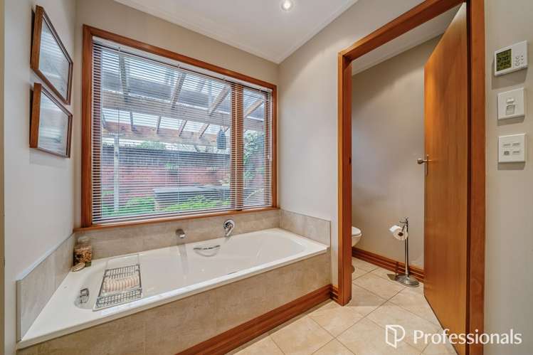 16a Hautana Square Woburn_18
