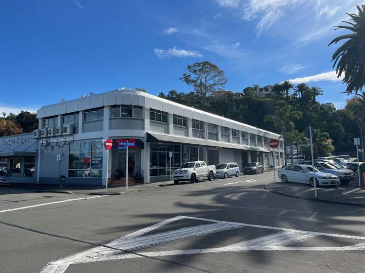 7, 1-9 Clive Square West Napier Cbd_4