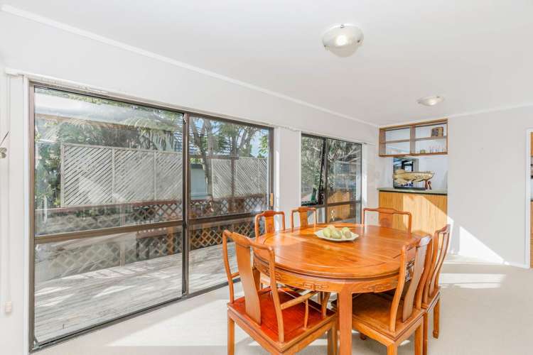 2/5 Potter Avenue Northcote_11