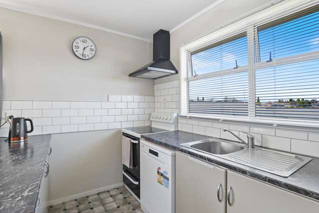 3 Sapphire Place Pukehangi_2