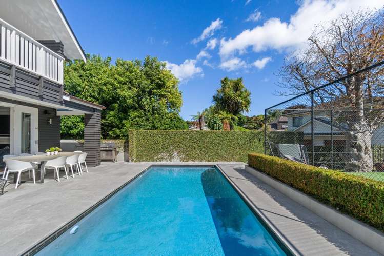 16 Golf Road Epsom_7