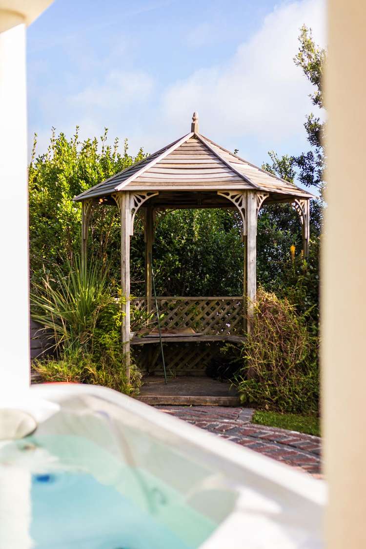 6 Iona Place Papakowhai_35
