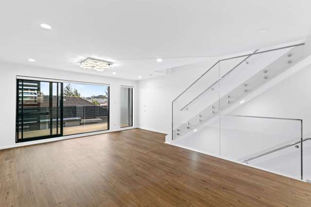 3/127 Stoddard Road Mount Roskill_4