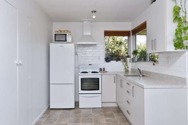 1/24 Greenock Street Redwood_3