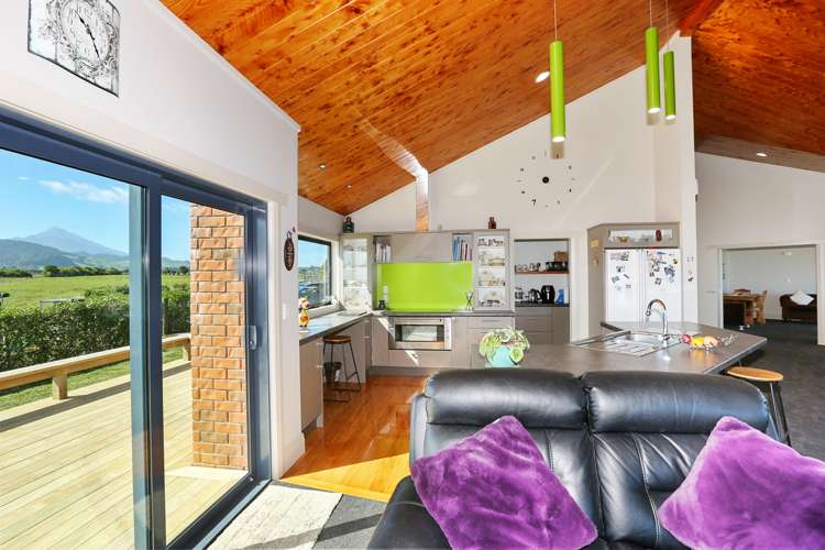 357 Lower Timaru Road Tataraimaka_22