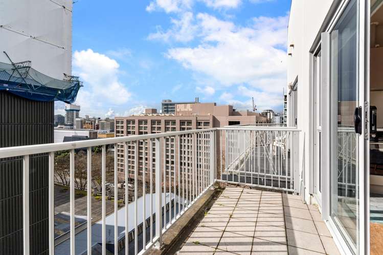 8c/208 Hobson Street Auckland Central_6