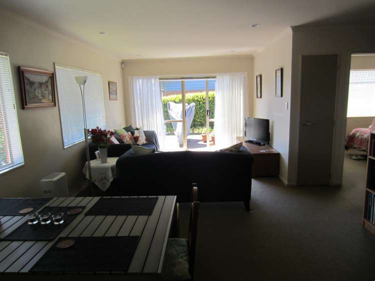 46/1 Piriti Drive Te Atatu Peninsula_3