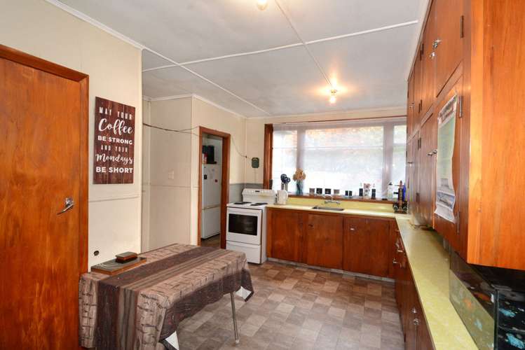 75 North Road North East Valley_11