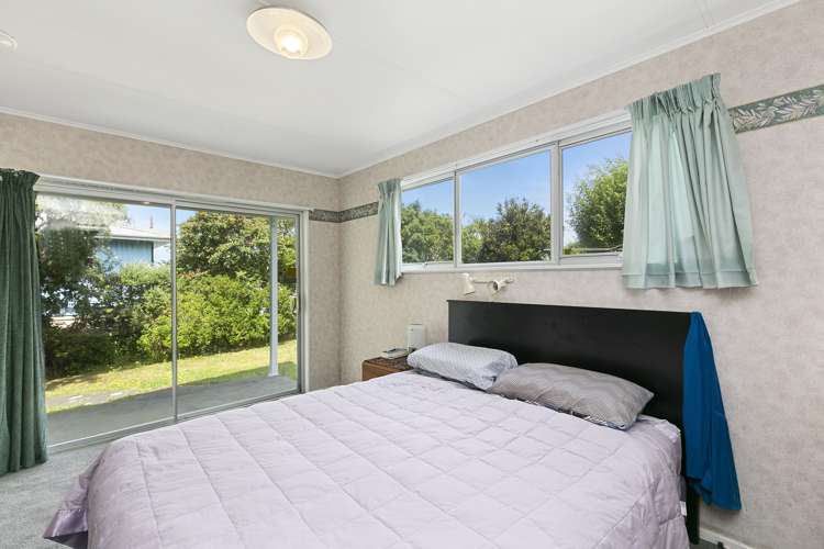 23 Akaroa Drive Maupuia_10