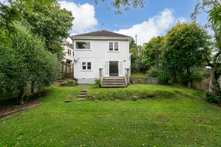 13 Aplin Terrace Ngaio_17