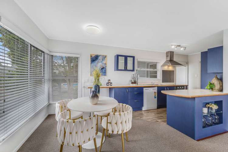 10 Saffron Street Birkdale_9