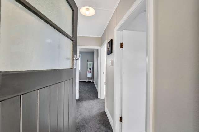 114 Hamlet Street Stratford_2