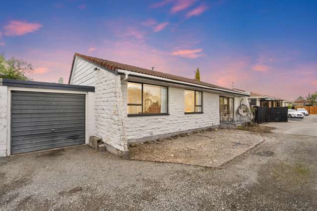 1/40B Chipping Lane Redwood_1
