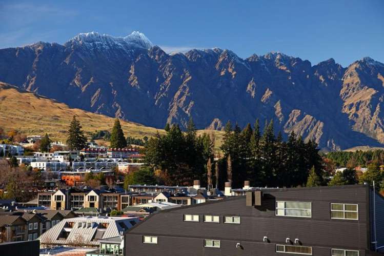 31 Man Street Queenstown_2