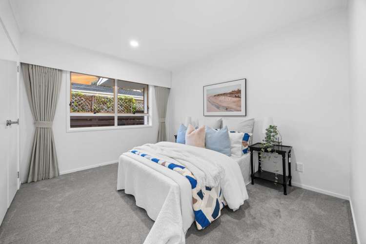 79 Meadway Sunnyhills_12