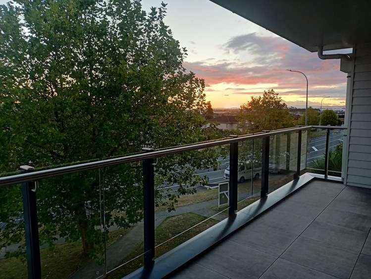 3/130 Stancombe Road Flat Bush_0