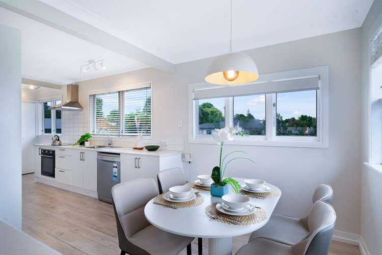 102 Tirimoana Road Te Atatu South_8