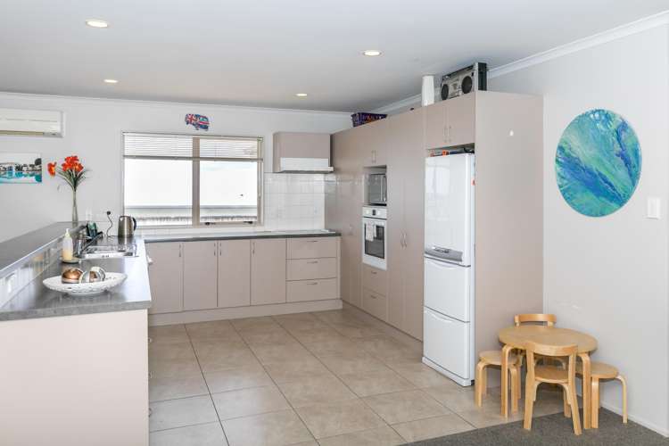 11 Sinead Court Grandview Heights_6