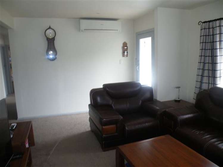 1 Neill Street Hornby_15