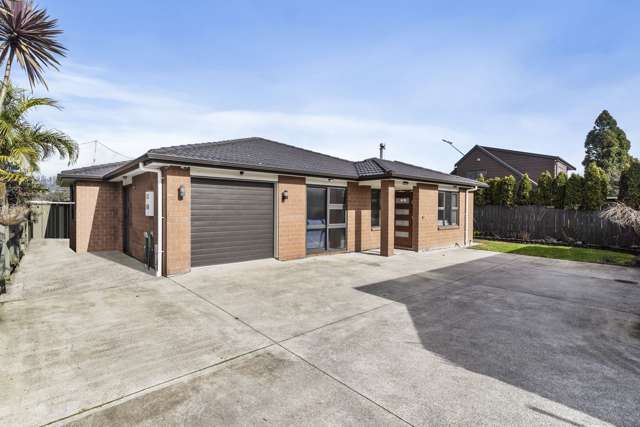 Brick & Tile 4 Bedroom in the Heart of Manurewa