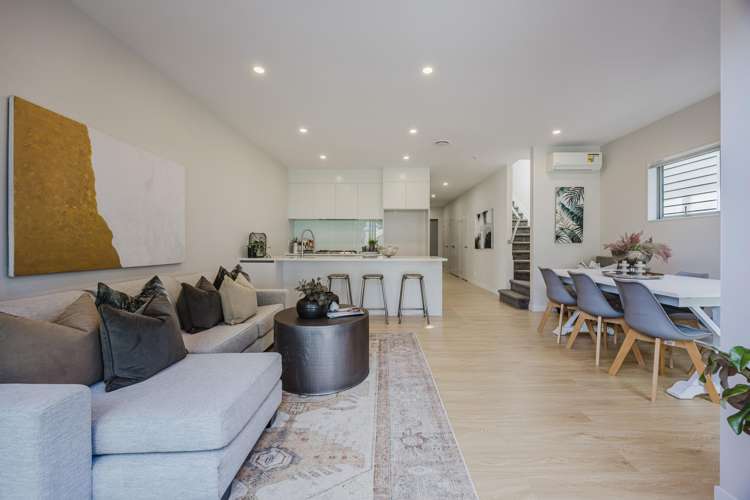 24 Paku Lane Mount Wellington_5