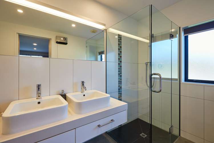 2/1 Kersage Drive Kaikoura_16