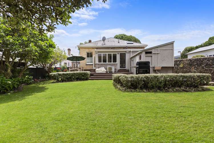 8 Sandringham Road Mount Eden_15