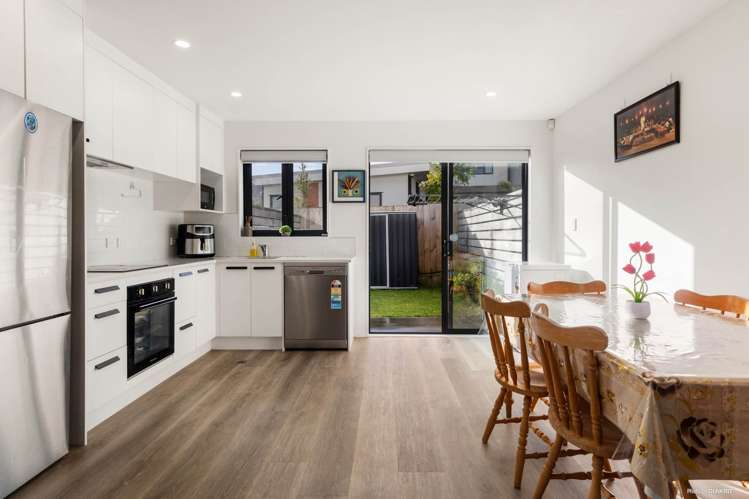 8/5 Dublin Street Pukekohe_2