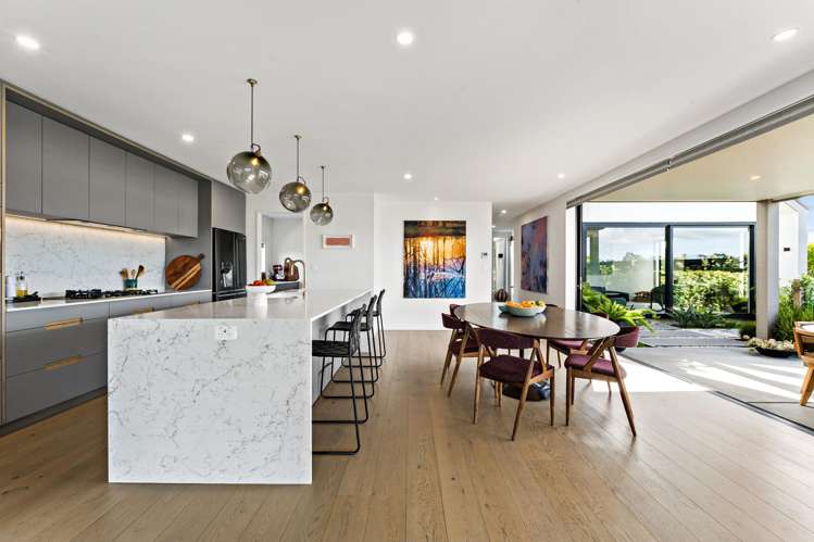 17 Dinning Road Riverhead_2