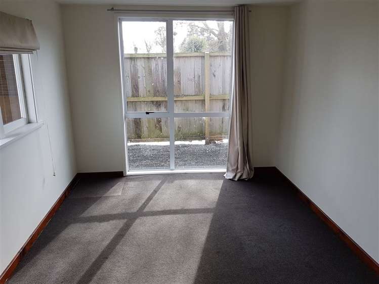 11 Featherstone Avenue Kairaki_7