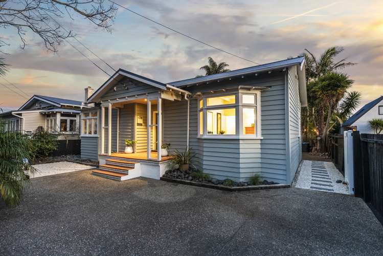 8 Fergusson Avenue Sandringham_21