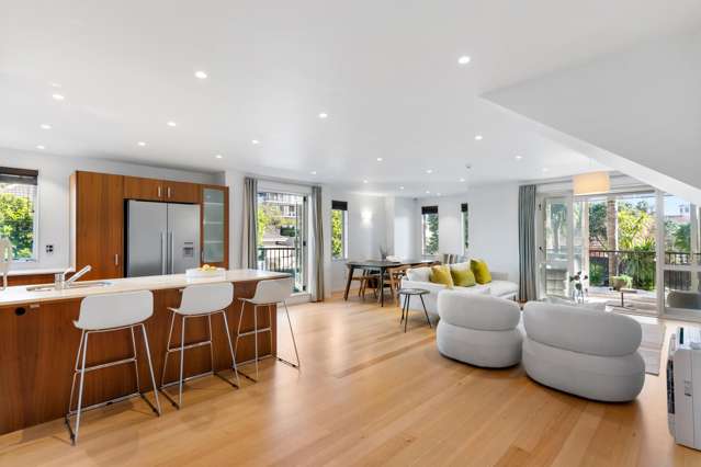 Solid concrete townhouse in St Marys Bay