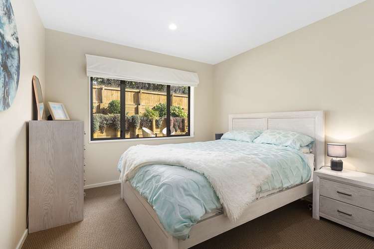 30 Dusky Crescent Aotea_12