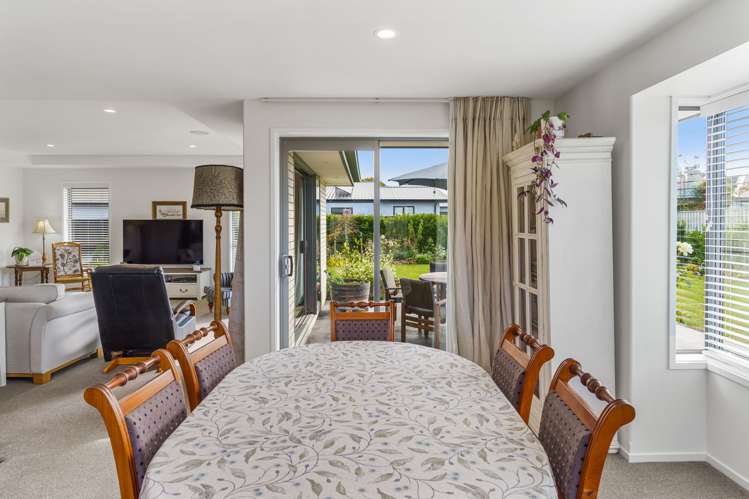 35 Oaks Drive Lincoln_9