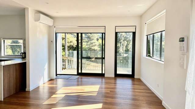 1 Korokio Lane 11401_1