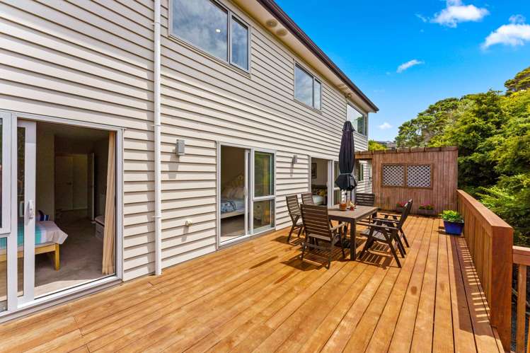 126-128 Lax Crescent Leigh_46