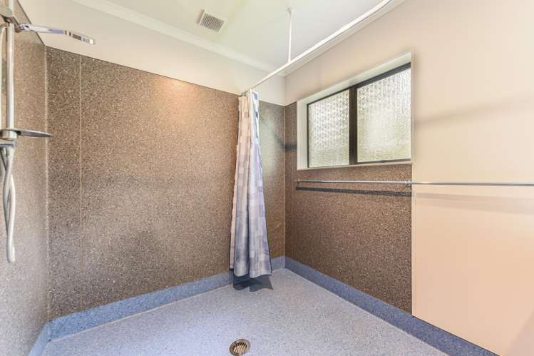 27 Browning Crescent Stoke_20