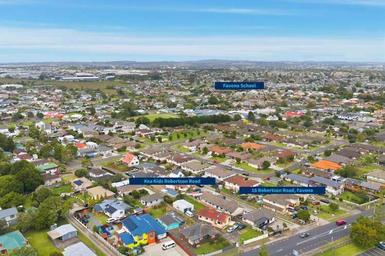16 Robertson Road Mangere_19