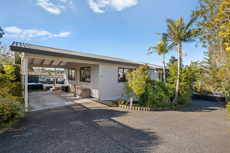 2/15 Dobell Road Stanmore Bay_23