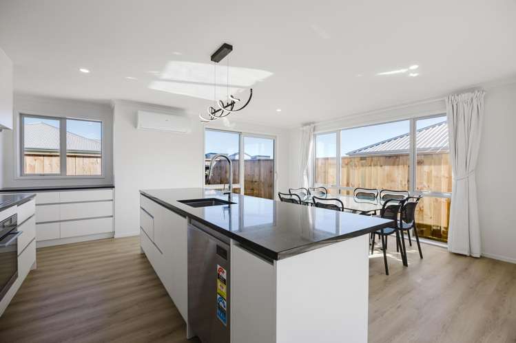 13 Uatoto Road Clarks Beach_17