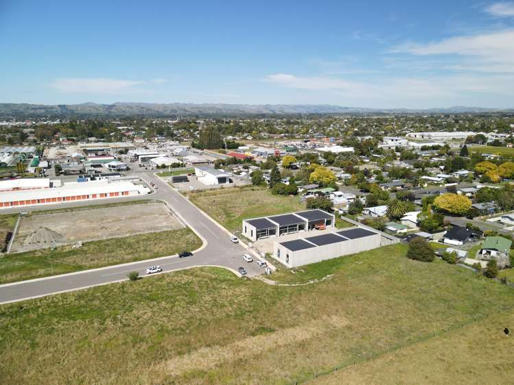 1 and 6/32 Thistle Avenue Masterton_8
