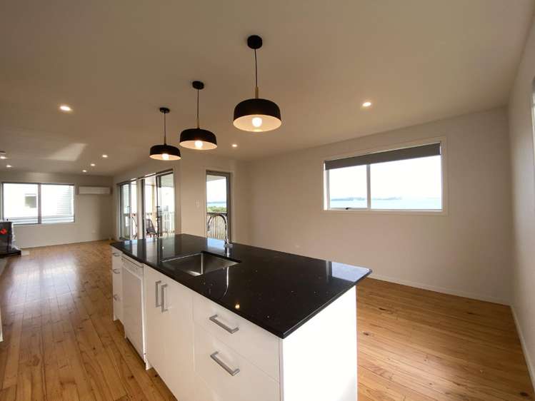 57 Pacific Parade Army Bay_5